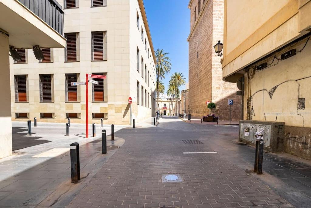 Lifehouse Cathedral * Free Parking* Superiorwifi* Apartment Almeria Luaran gambar